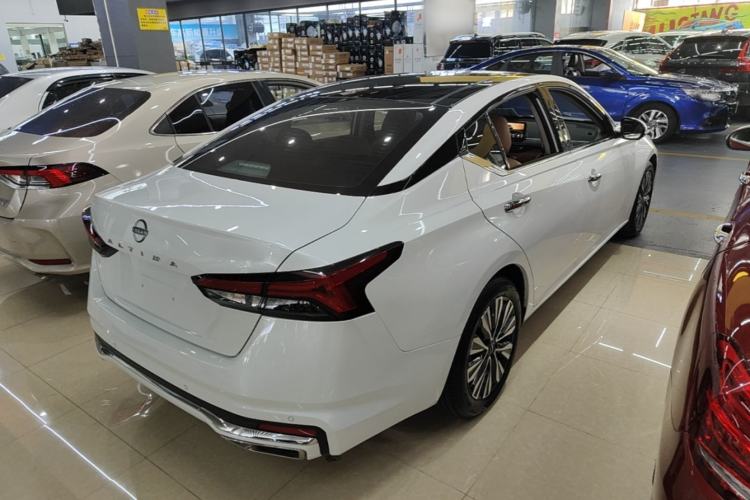 Used Nissan Teana 2022 2.0L XL-Upr Enjoyment Edition Rear Right 45 Deg