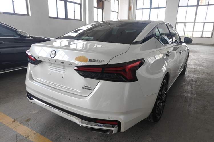 Used Nissan Teana 2022 2.0T XL Enjoyment Edition Rear Right 45 Deg