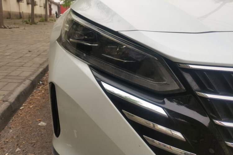 Used Nissan Teana 2022 2.0L XL-TLS Enjoyment Edition Right Front Headlight