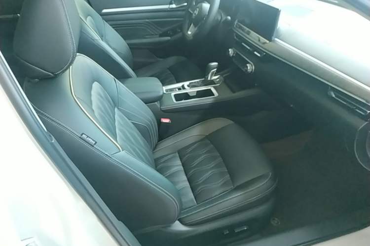 Used Nissan Teana 2022 2.0L XL-Upr Enjoyment Edition Right Front Seat