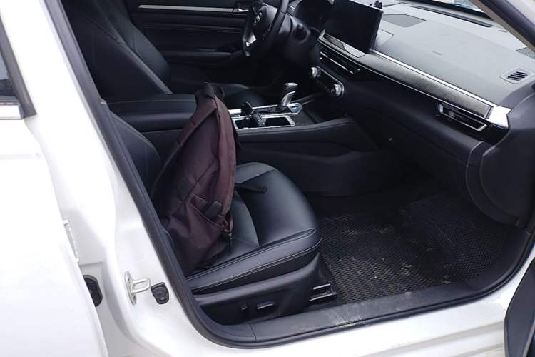 Used Nissan Teana 2022 2.0L XL-TLS Enjoyment Edition Right Front Seat