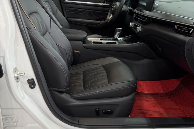 Used Nissan Teana 2022 2.0L XL-Upr Enjoyment Edition Right Front Seat