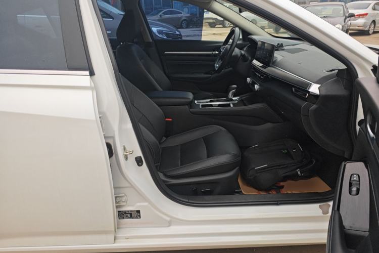 Used Nissan Teana 2022 2.0L XL-TLS Enjoyment Edition Right Front Seat