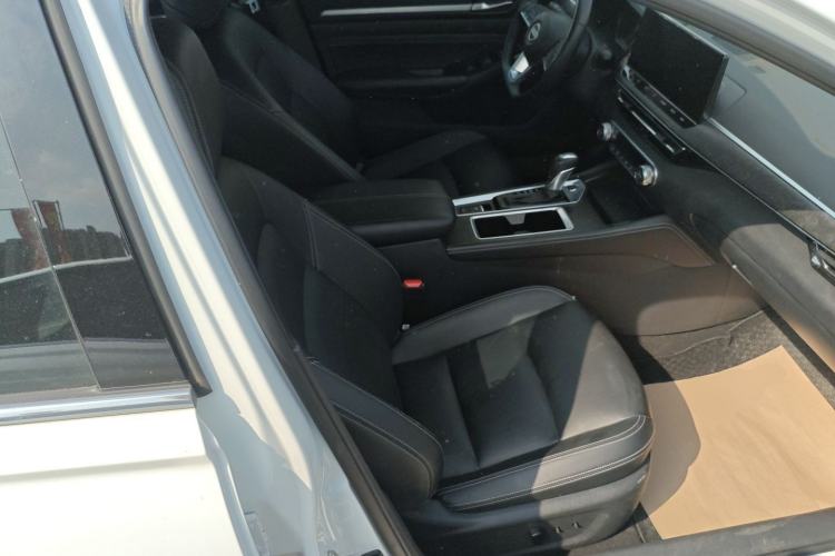 Used Nissan Teana 2022 2.0L XL-TLS Enjoyment Edition Right Front Seat