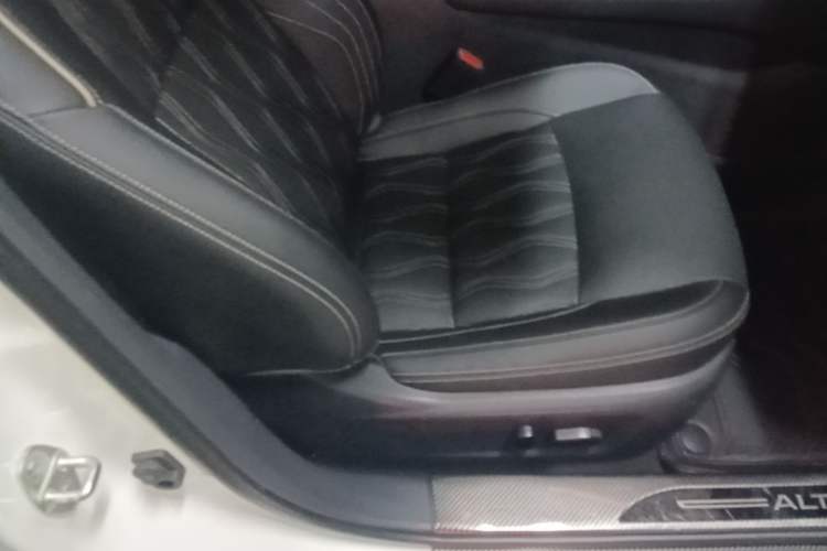 Used Nissan Teana 2022 2.0L XL-Upr Enjoyment Edition Right Front Seat