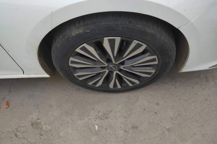 Used Nissan Teana 2022 2.0L XL-TLS Enjoyment Edition Right Front Wheel Hub