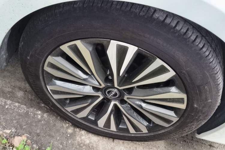 Used Nissan Teana 2022 2.0L XL-Upr Enjoyment Edition Right Front Wheel Hub