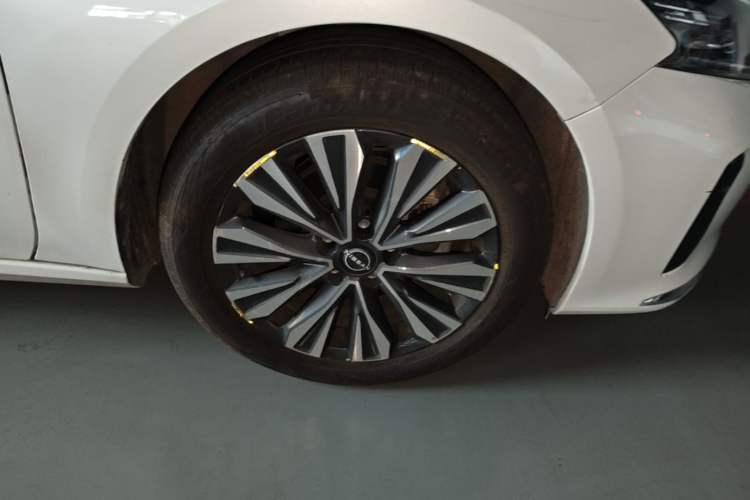 Used Nissan Teana 2022 2.0L XL-TLS Enjoyment Edition Right Front Wheel Hub