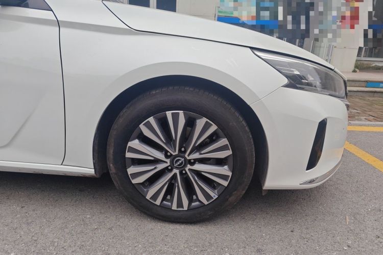 Used Nissan Teana 2022 2.0L XL-Upr Enjoyment Edition Right Front Wheel Hub