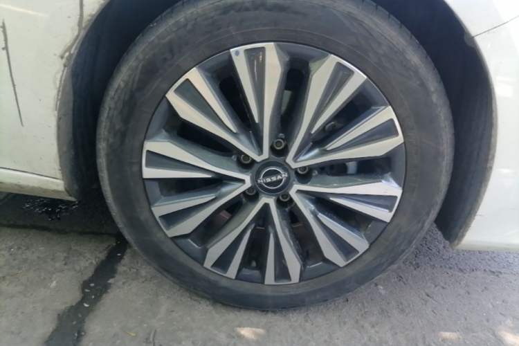 Used Nissan Teana 2022 2.0L XL-TLS Enjoyment Edition Right Front Wheel Hub