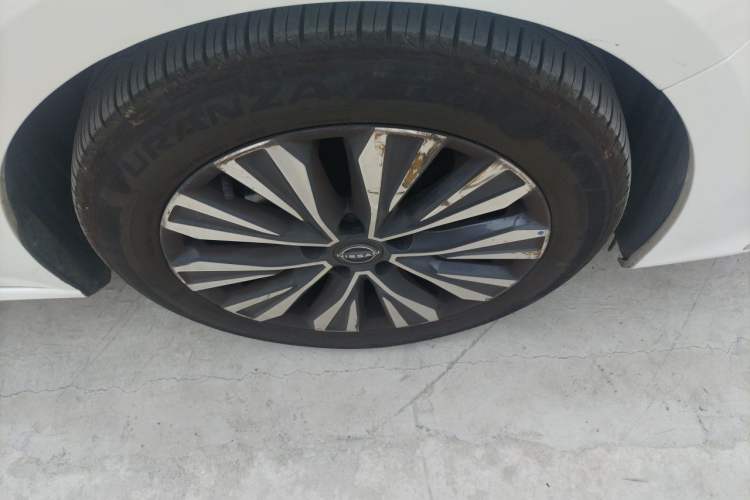 Used Nissan Teana 2022 2.0L XL-Upr Enjoyment Edition Right Front Wheel Hub