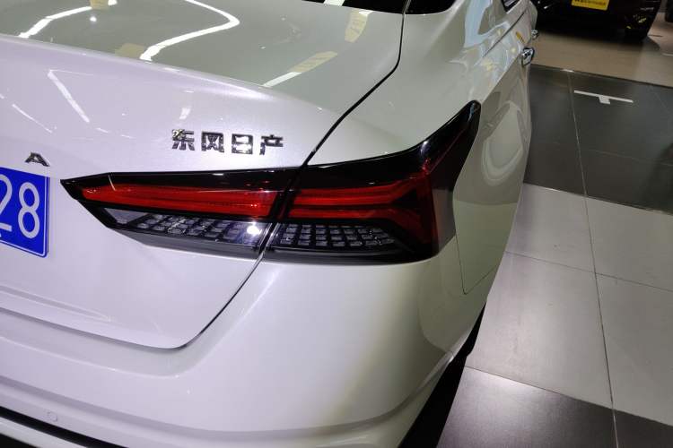 Used Nissan Teana 2022 2.0L XL-TLS Enjoyment Edition Right Rear Taillight