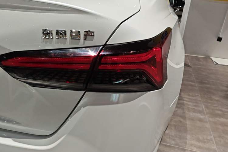 Used Nissan Teana 2022 2.0L XL-TLS Enjoyment Edition Right Rear Taillight