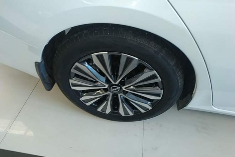 Used Nissan Teana 2022 2.0L XL-Upr Enjoyment Edition Right Rear Wheel Hub
