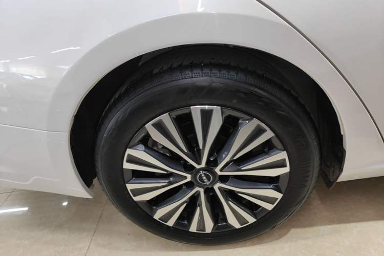 Used Nissan Teana 2022 2.0L XL-Upr Enjoyment Edition Right Rear Wheel Hub