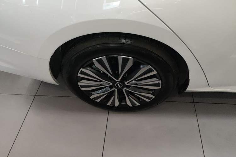 Used Nissan Teana 2022 2.0L XL-TLS Enjoyment Edition Right Rear Wheel Hub