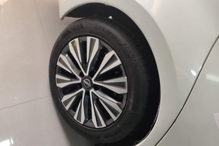 Used Nissan Teana 2022 2.0L XL-TLS Enjoyment Edition Right Rear Wheel Hub