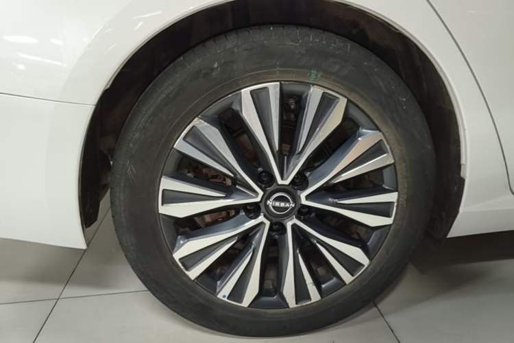 Used Nissan Teana 2022 2.0L XL-Upr Enjoyment Edition Right Rear Wheel Hub
