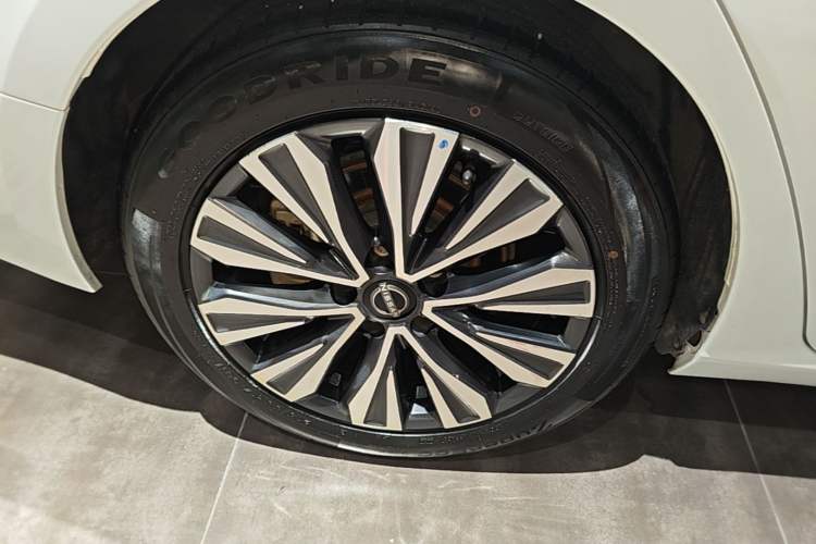 Used Nissan Teana 2022 2.0L XL-TLS Enjoyment Edition Right Rear Wheel Hub