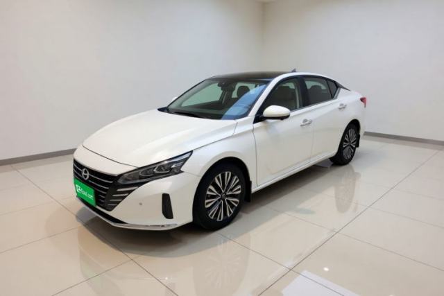 Ojetý Nissan Teana 2022 2.0L XL-Upr Enjoyment Edition