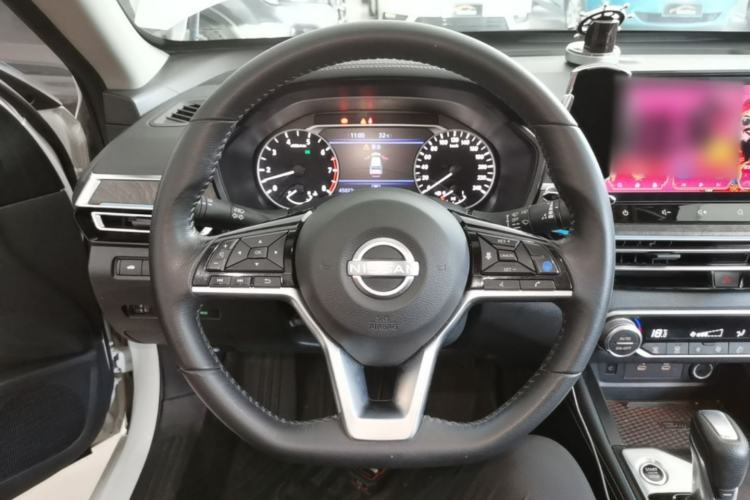 Used Nissan Teana 2022 2.0L XL-Upr Enjoyment Edition Steering Wheel