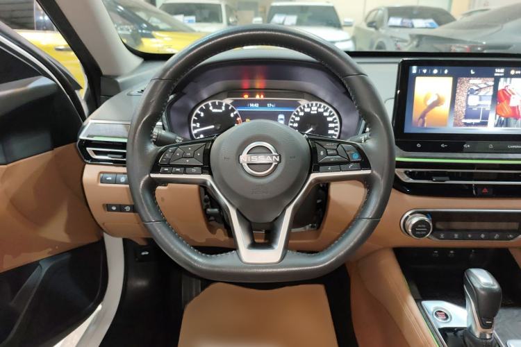 Used Nissan Teana 2022 2.0L XL-Upr Enjoyment Edition Steering Wheel