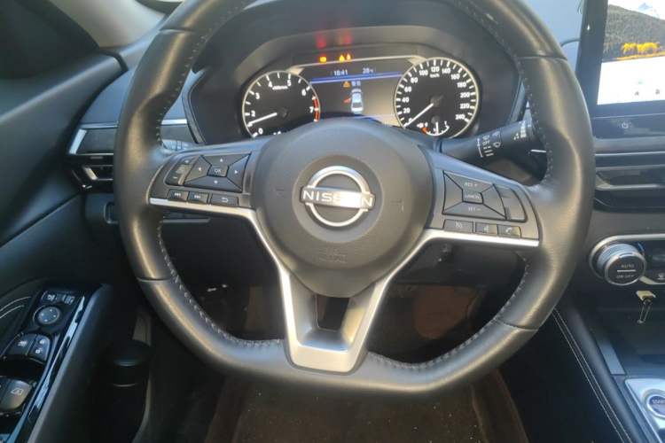 Used Nissan Teana 2022 2.0L XL-TLS Enjoyment Edition Steering Wheel
