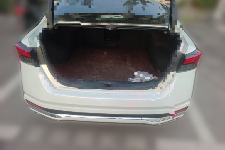 Used Nissan Teana 2022 2.0L XL-Upr Enjoyment Edition Trunk