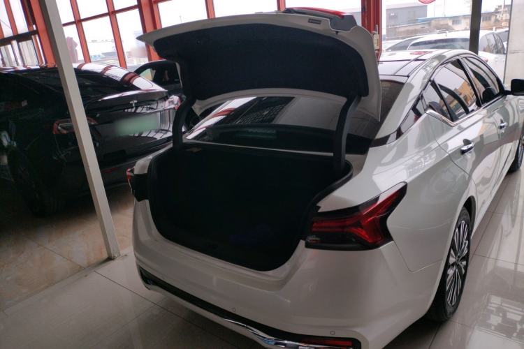 Used Nissan Teana 2022 2.0L XL-Upr Enjoyment Edition Trunk