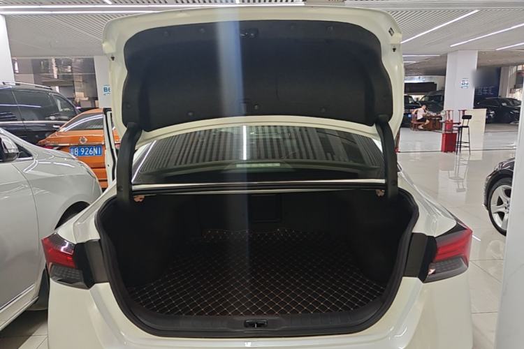 Used Nissan Teana 2022 2.0L XL-Upr Enjoyment Edition Trunk