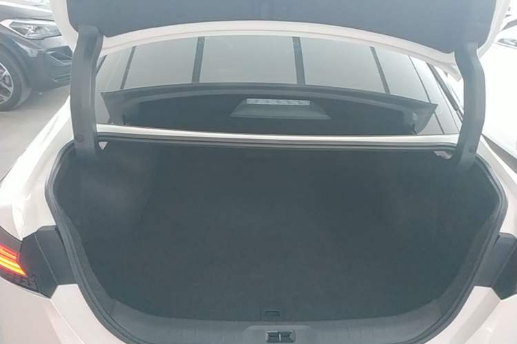 Used Nissan Teana 2022 2.0L XL-TLS Enjoyment Edition Trunk