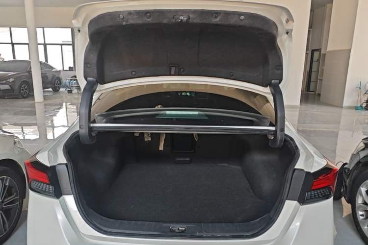 Used Nissan Teana 2022 2.0L XL-TLS Enjoyment Edition Trunk