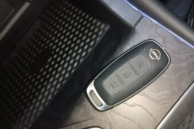 Used Nissan Teana 2022 2.0L XL-Upr Enjoyment Edition Vehicle Key