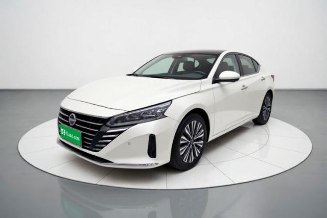 Ojetý Nissan Teana 2022 2.0L XL-Upr Enjoyment Edition