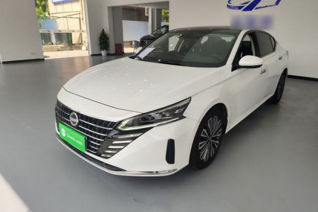 Ojetý Nissan Teana 2022 2.0L XL-TLS Enjoyment Edition