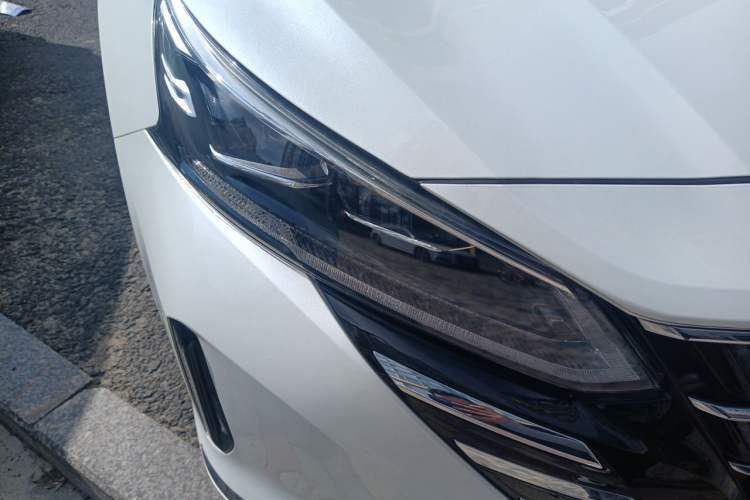 Used Nissan Teana 2023 2.0L XL-TLS Enjoyment Edition Right Front Headlight