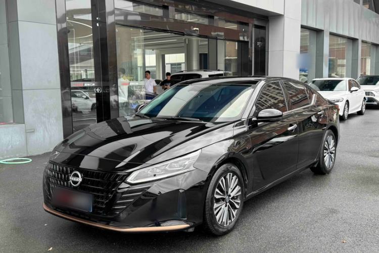 Used Nissan Teana 2024 2.0L SV Black Gold Edition Guazi used car, China used car export, Used car for sale, Used cars, Cheapest cars for sale