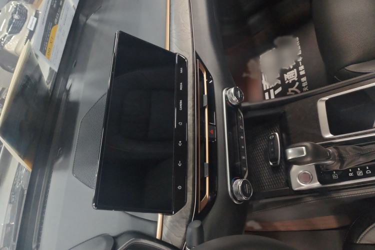 Used Nissan Teana 2024 2.0L SV Black Gold Edition Audio And AC Panel