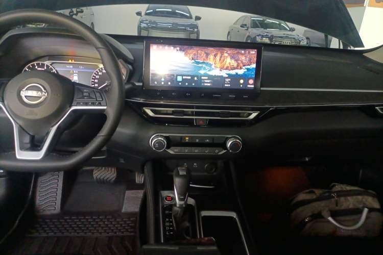 Used Nissan Teana 2024 2.0L XE Genuine Edition Audio And AC Panel