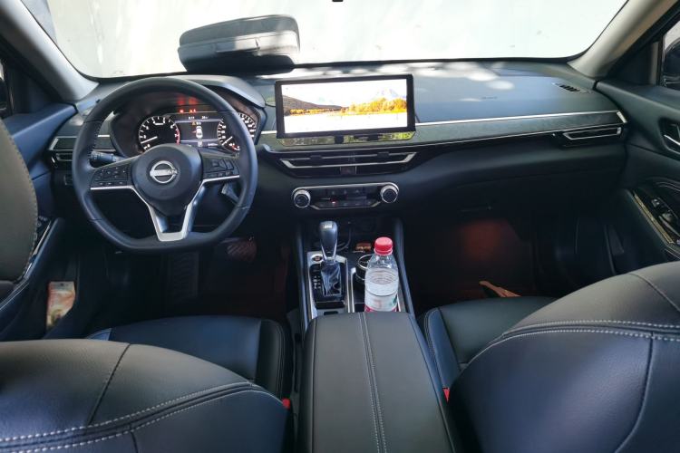 Used Nissan Teana 2024 2.0L XE Genuine Edition Center Console