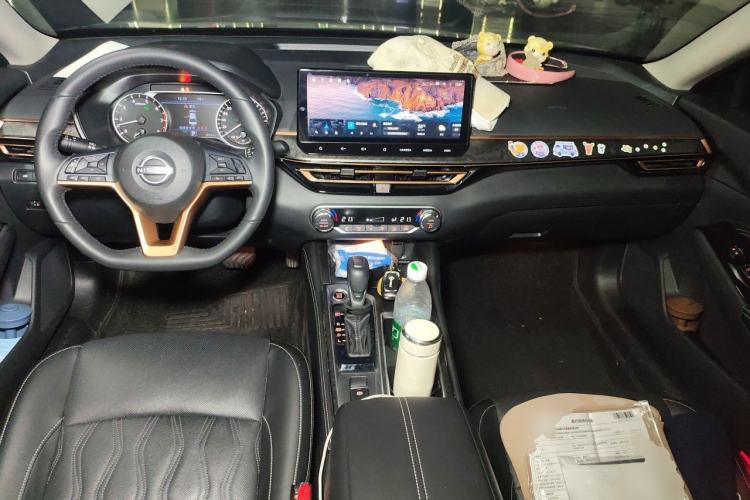 Used Nissan Teana 2024 2.0L SV Black Gold Edition Center Console