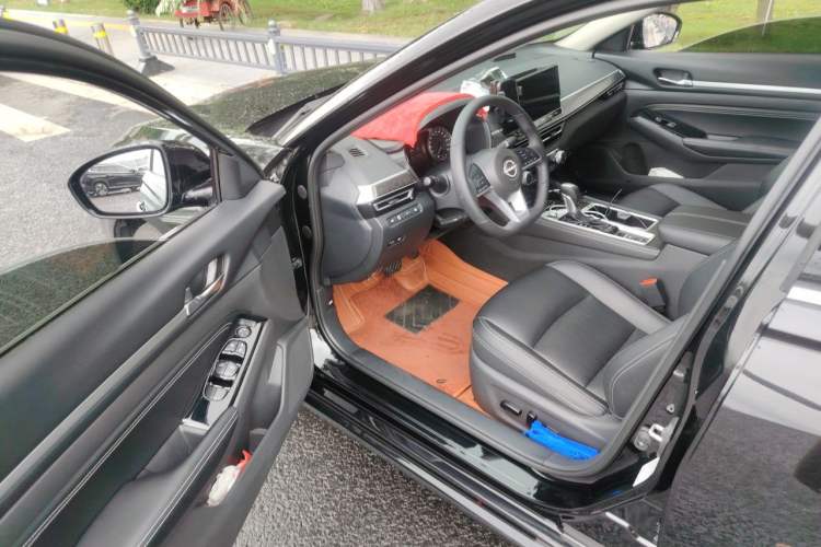 Used Nissan Teana 2024 2.0L XE Genuine Edition Driver Seat