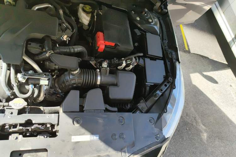 Used Nissan Teana 2024 2.0L SV Black Gold Edition Engine Bay Left