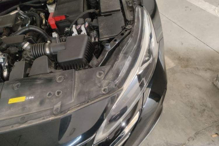 Used Nissan Teana 2024 2.0L XE Genuine Edition Engine Bay Left