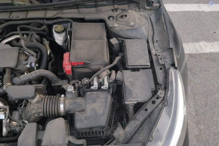 Used Nissan Teana 2024 2.0L SV Black Gold Edition Engine Bay Left
