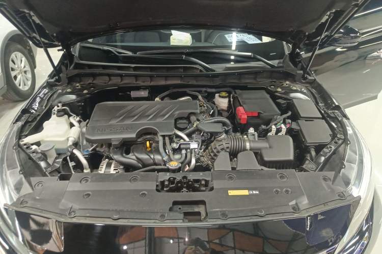 Used Nissan Teana 2024 2.0L XE Genuine Edition Engine Bay