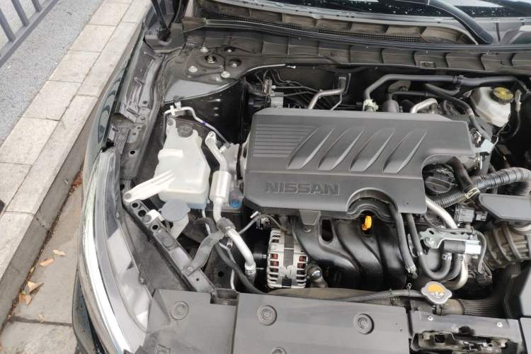 Used Nissan Teana 2024 2.0L XE Genuine Edition Engine Bay Right