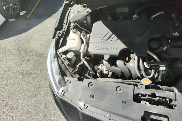 Used Nissan Teana 2024 2.0L SV Black Gold Edition Engine Bay Right