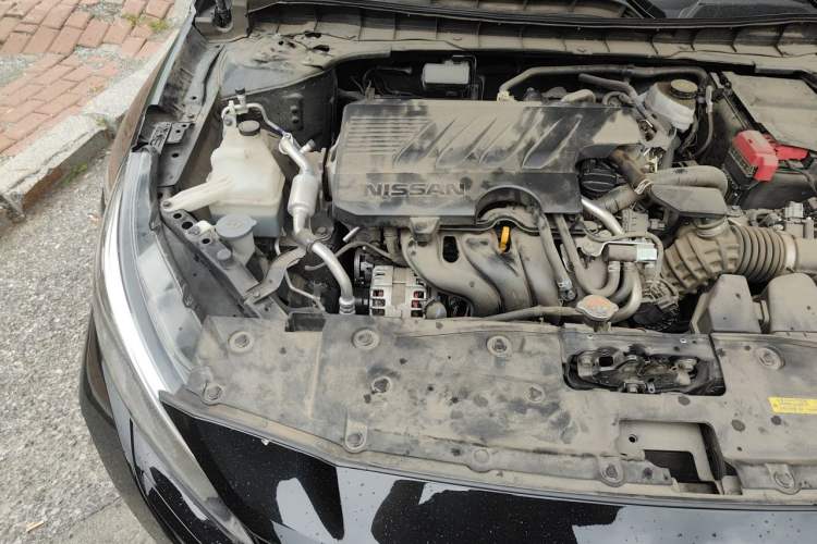 Used Nissan Teana 2024 2.0L SV Black Gold Edition Engine Bay Right