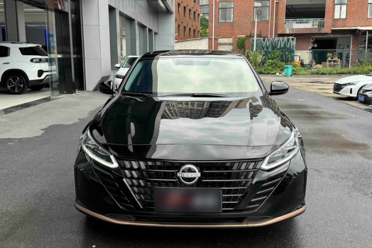 Used Nissan Teana 2024 2.0L SV Black Gold Edition Exterior 1